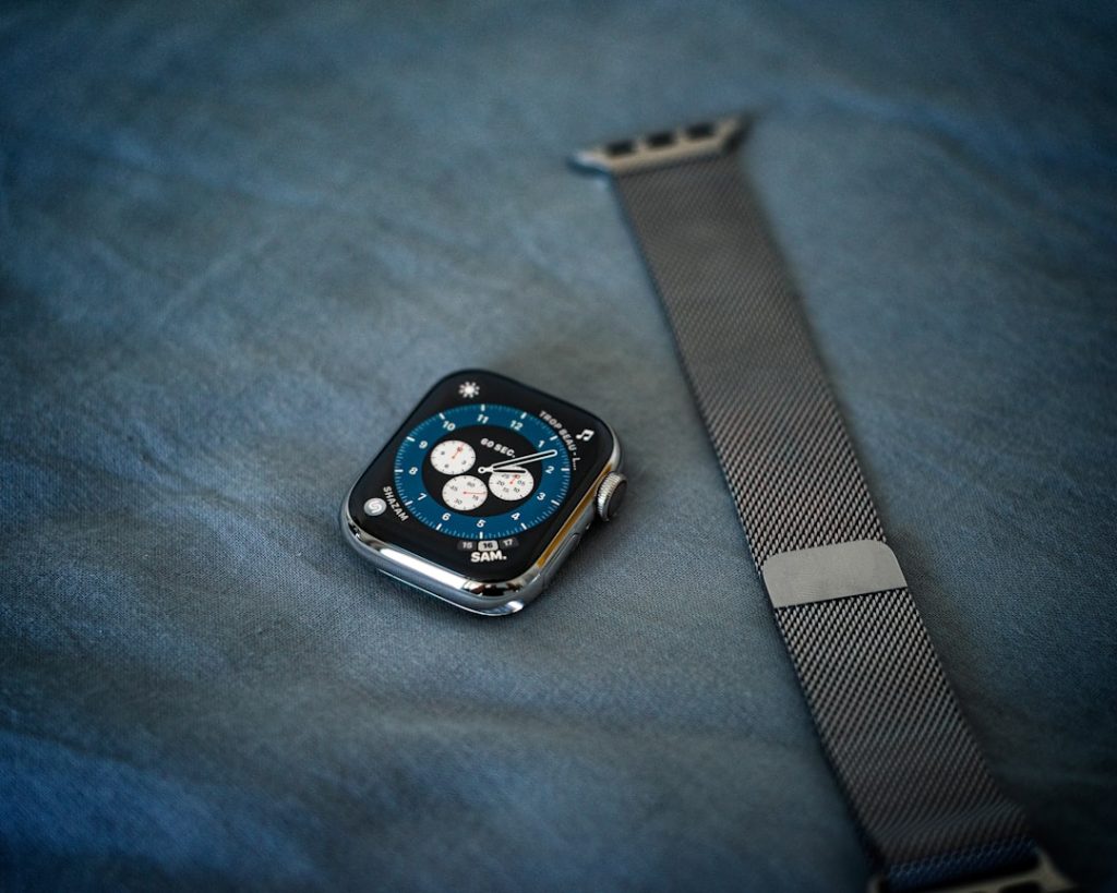 découvrez l'élégance et le savoir-faire des montres françaises, alliant design raffiné et précision horlogère pour un style unique.