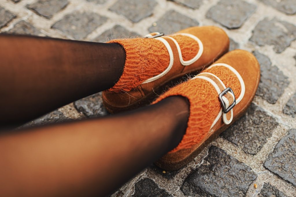 découvrez les dernières tendances de la mode féminine pour rester élégante et stylée toute l'année.