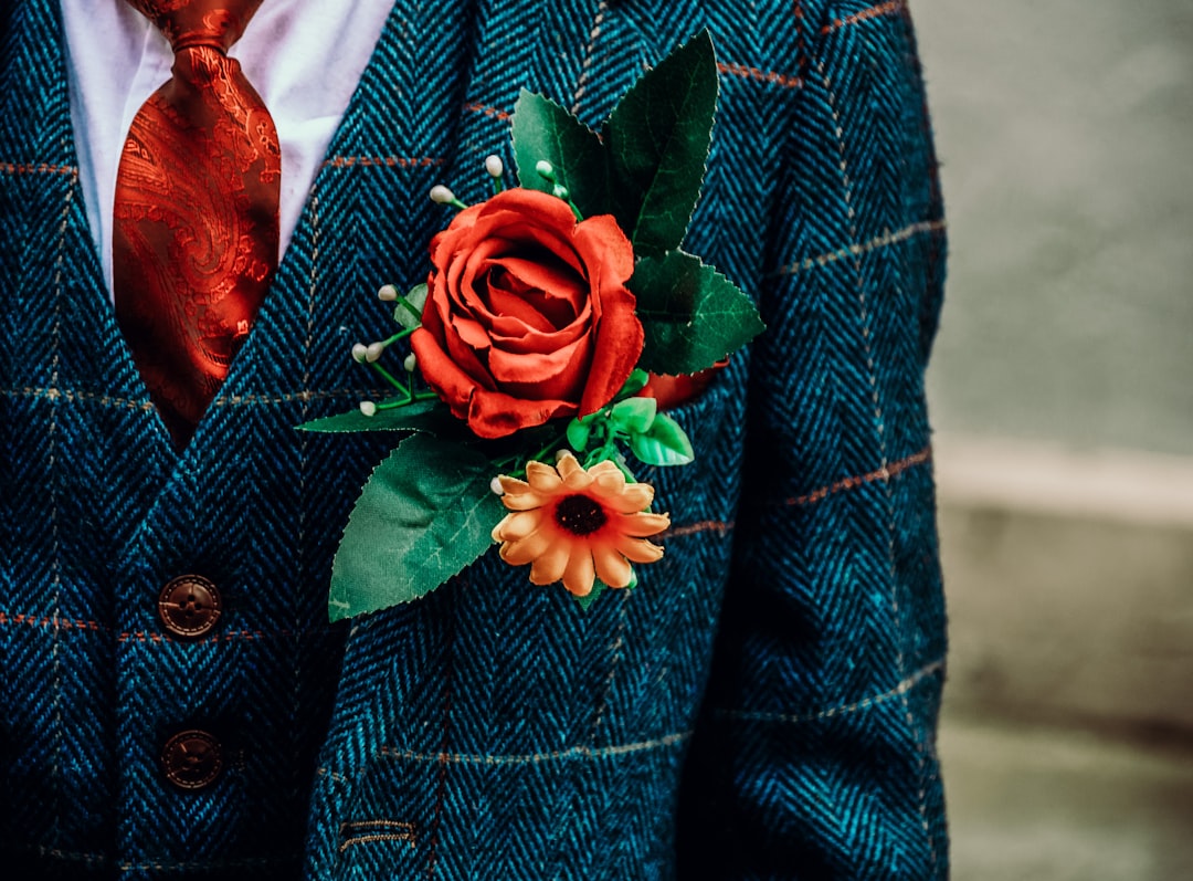 découvrez les tendances automnales incontournables pour la mode masculine. inspirez-vous des styles élégants et confortables pour un look parfait cet automne.