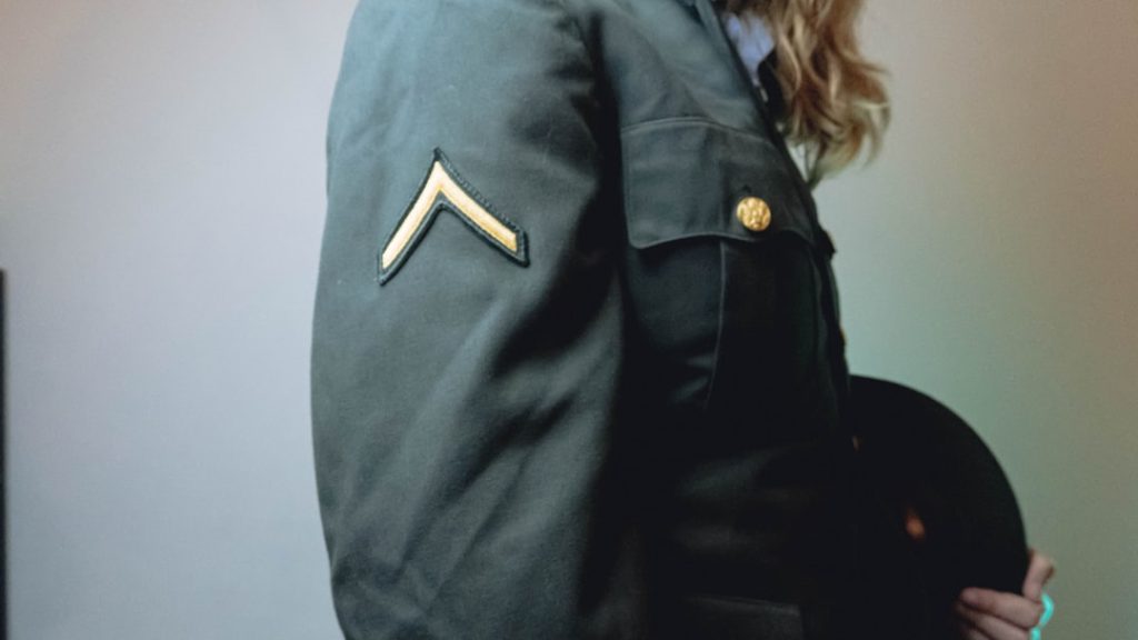 découvrez notre collection de vestes en jean pour hommes alliant style et confort, parfaites pour un look décontracté et tendance.