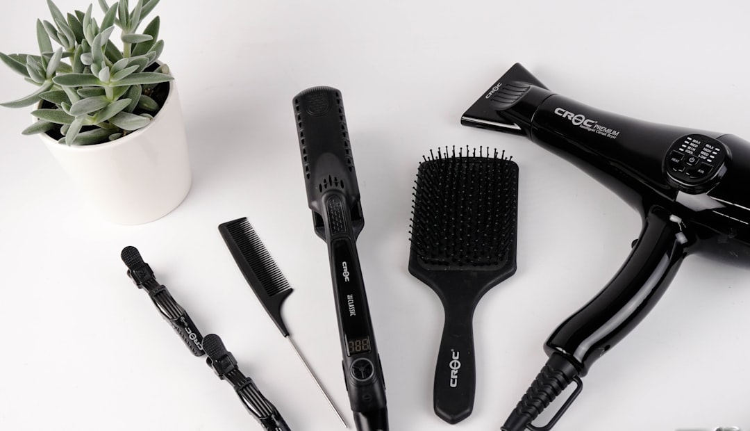 kit professionnel de coiffure pour hommes, incluant tous les essentiels pour un style parfait et soigné au quotidien.