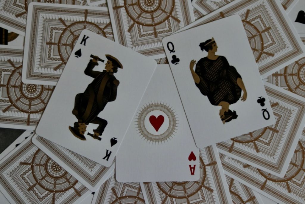 découvrez notre collection élégante de costumes aux couleurs variées pour toutes les occasions. trouvez la teinte parfaite qui mettra en valeur votre style et votre personnalité.