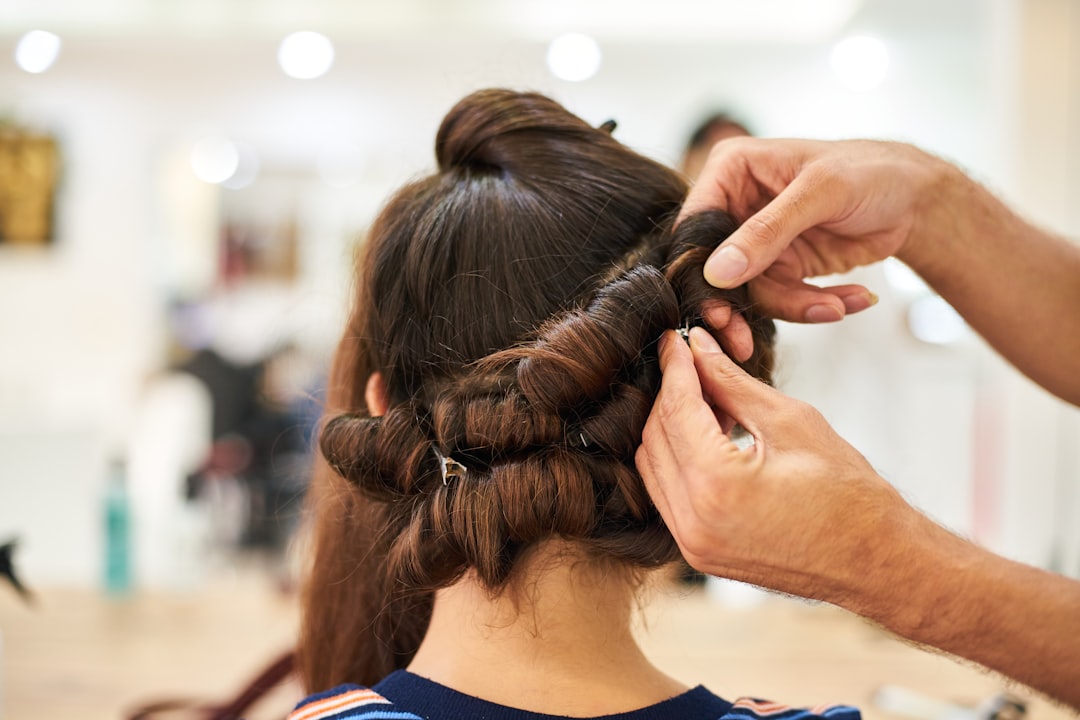 découvrez les dernières tendances et idées coiffure pour femmes, adaptées à tous les styles et occasions.