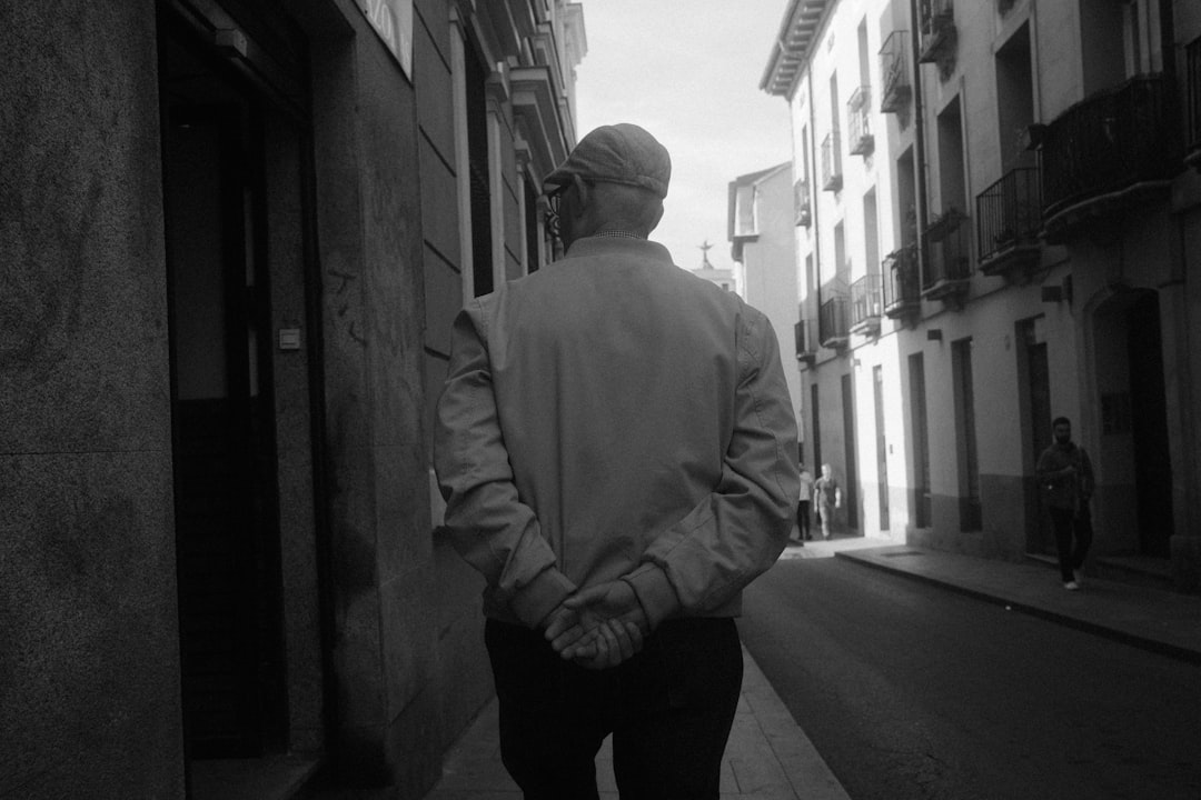 découvrez notre collection de chapeaux pour hommes alliant style, confort et qualité. trouvez le modèle parfait pour toutes les occasions.