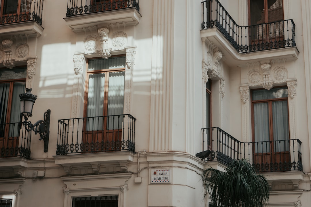 découvrez le style spanish fade, une coupe de cheveux moderne alliant élégance et originalité pour un look unique et tendance.