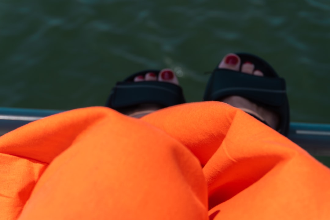 découvrez notre collection de sandales d'été alliant confort et style pour vos journées ensoleillées. parfaites pour un look estival décontracté et élégant.