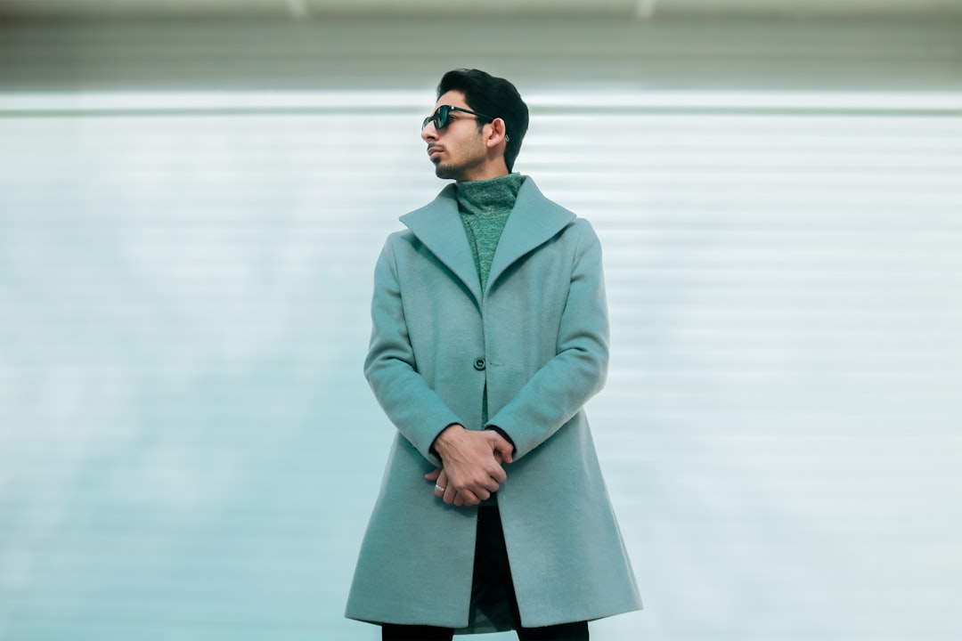 découvrez notre base coat de haute qualité, idéale pour préparer et protéger vos ongles avant l'application du vernis, assurant une tenue longue durée et une finition impeccable.