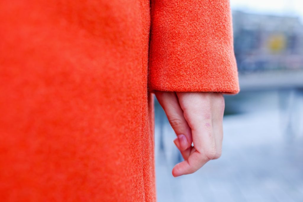 découvrez notre base coat de qualité professionnelle pour préparer et protéger vos ongles avant la pose de vernis, assurant une tenue longue durée et un fini impeccable.