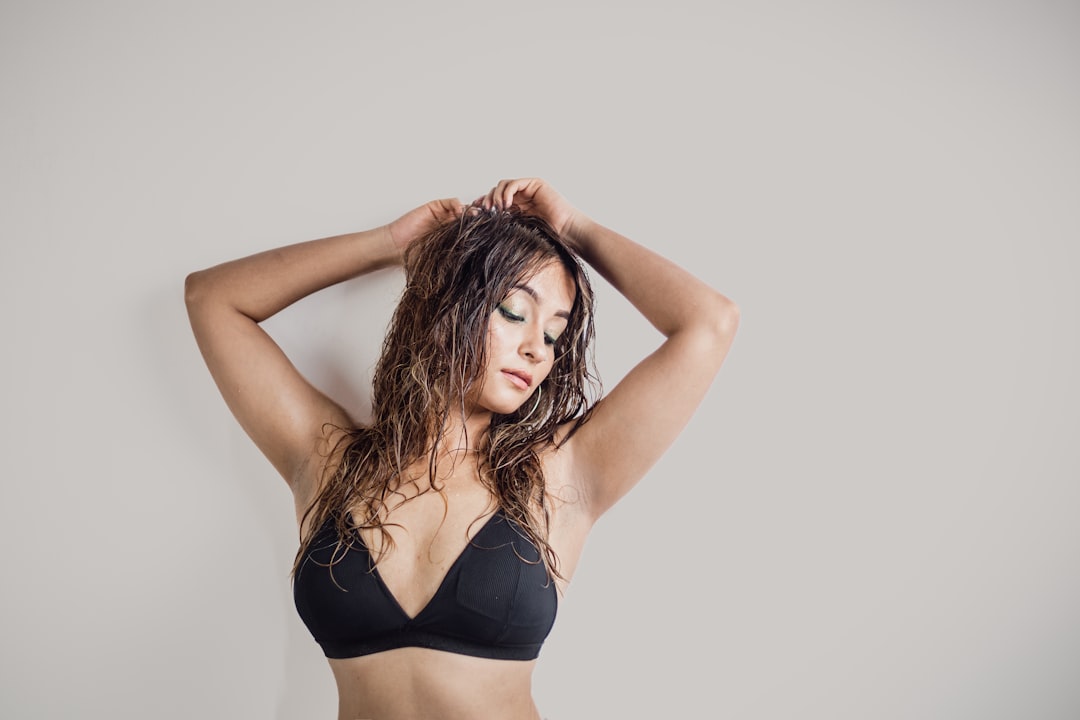 découvrez notre collection de soutiens-gorge alliant confort et style, conçus pour sublimer toutes les silhouettes. trouvez le modèle parfait pour chaque occasion.