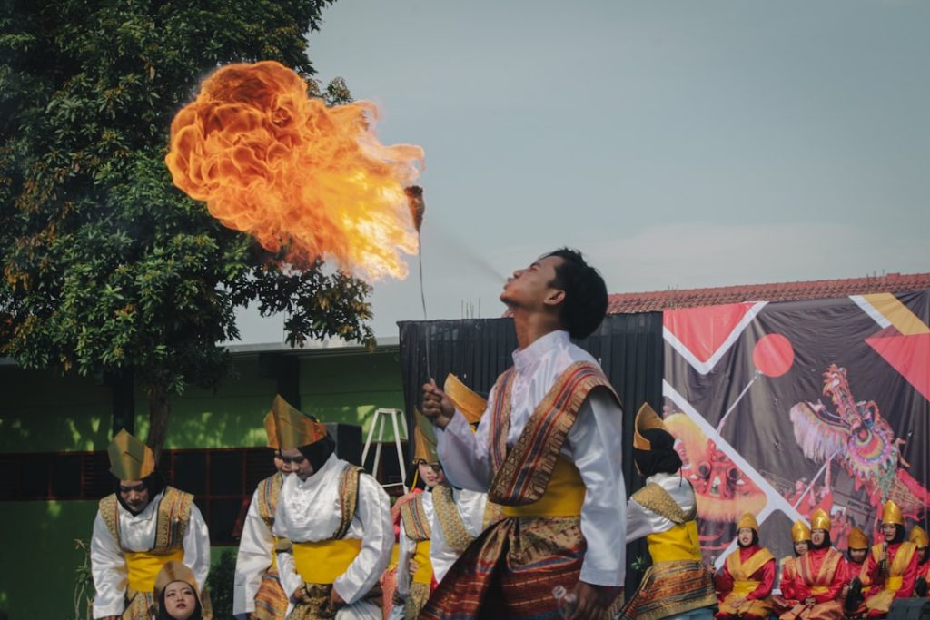 découvrez des tenues inspirées du style lycée alliant confort et tendance pour un look scolaire réussi.