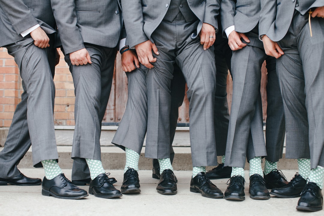 découvrez les dernières tendances de la mode masculine pour un style moderne et élégant toute l'année.