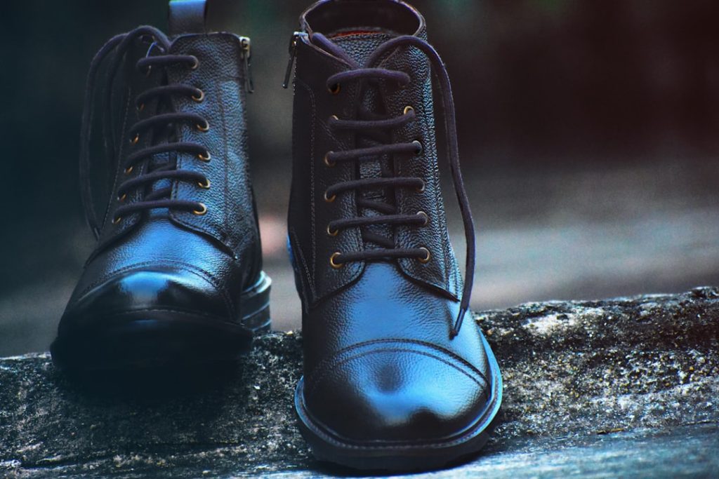 découvrez les meilleures marques de bottes pour hommes alliant style, qualité et confort pour toutes vos occasions.