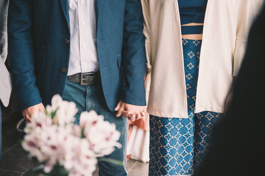 découvrez des idées élégantes et tendances pour votre tenue d'invité de mariage, adaptées à toutes les saisons et styles.