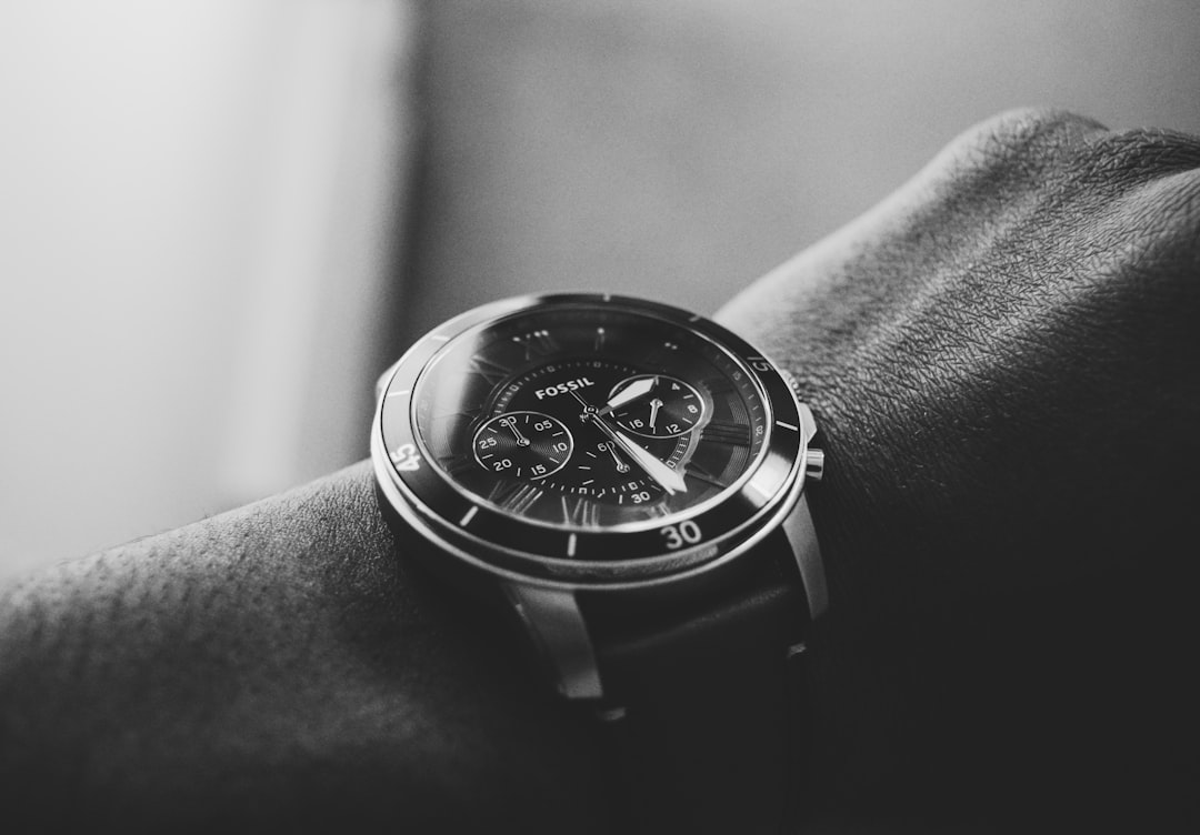 découvrez notre collection de montres pour hommes alliant style, précision et élégance. trouvez la montre parfaite pour chaque occasion.