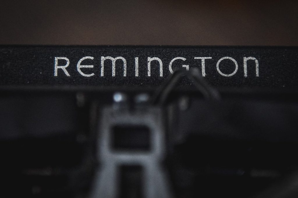 découvrez les lisseurs remington, alliant performance et soin pour des cheveux lisses et brillants en un seul passage.