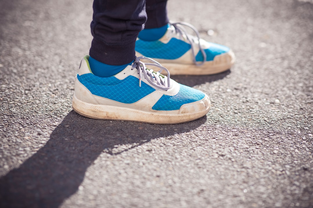 découvrez notre collection de sneakers stylées pour l'été 2025, alliant confort et tendance pour un look estival parfait.