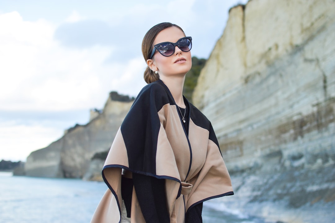 Comment s&rsquo;habiller chic et rester élégante : conseils de mode pour femme