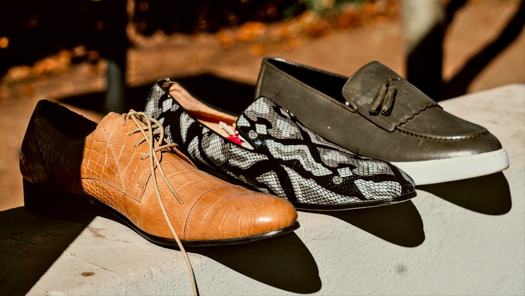 découvrez les chaussures tendance de l'été 2022 alliant style et confort pour compléter parfaitement toutes vos tenues estivales.