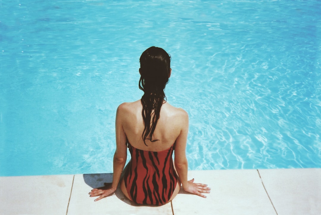 découvrez notre collection de maillots de bain tendance pour toutes les tailles et styles. parfaits pour la plage ou la piscine, alliez confort et élégance cet été.