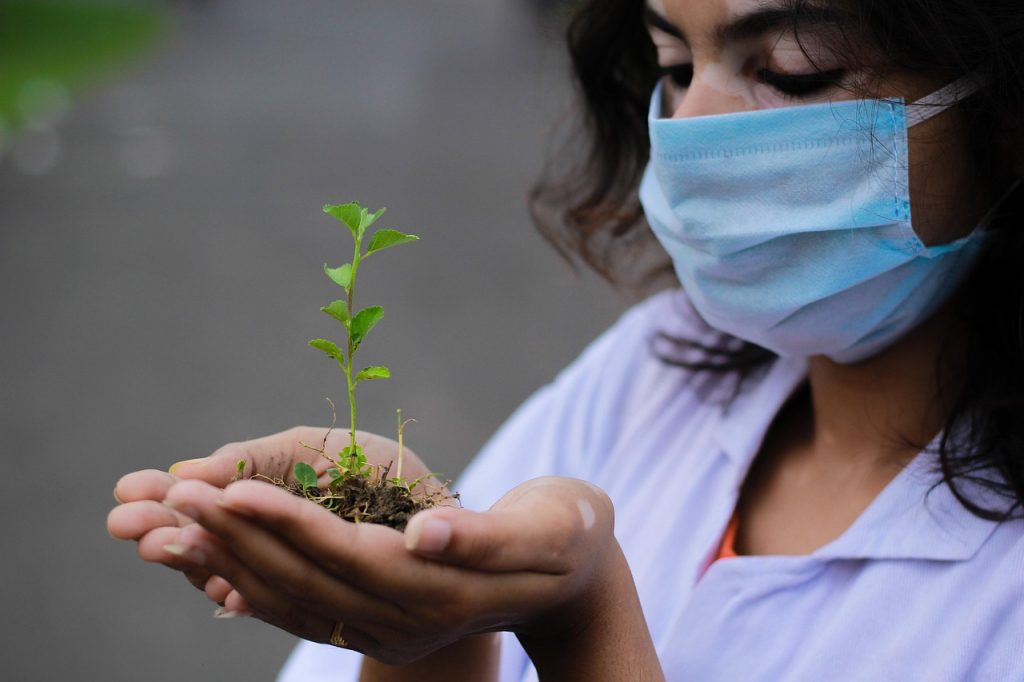 Symétrie visage : astuces pour équilibrer vos traits